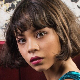 Eva Noblezada