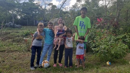 soccer-jairo-family.jpg