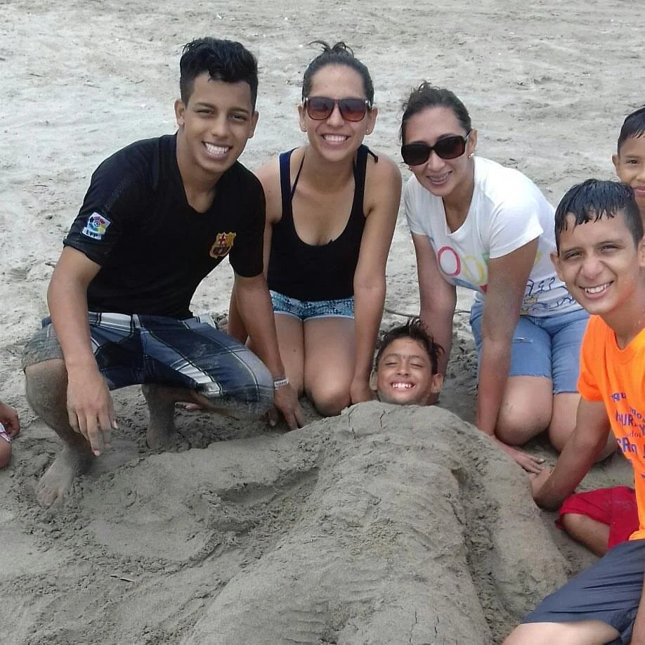 Beach Trip with Senderos de Amor!! by Angie Peña