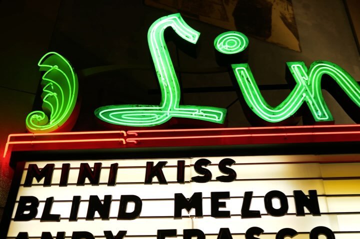 A night of face paint, fire riffs, and full-blown rock &lsquo;n&rsquo; roll. @minikissofficial and @dystopioid_band turned Friday into a glam metal fever dream 🤘 #thelincolncheyenne #livemusic #thisisdowntowncheyenne