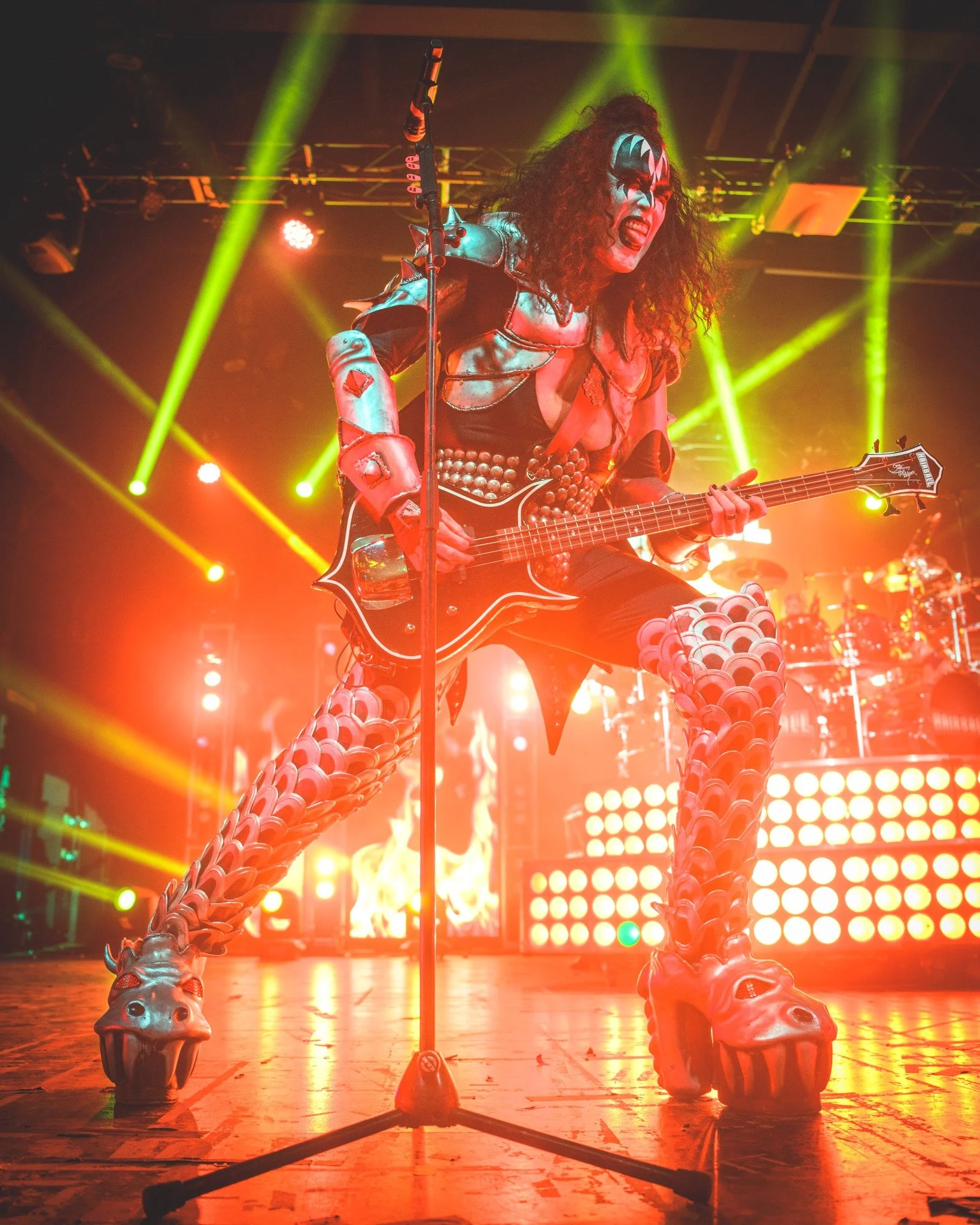 @hairballonline is just 3 months away! Do you have your tickets yet? More importantly - do you have your outfit picked out yet? 🤔

Comment HAIR to get your tickets!
