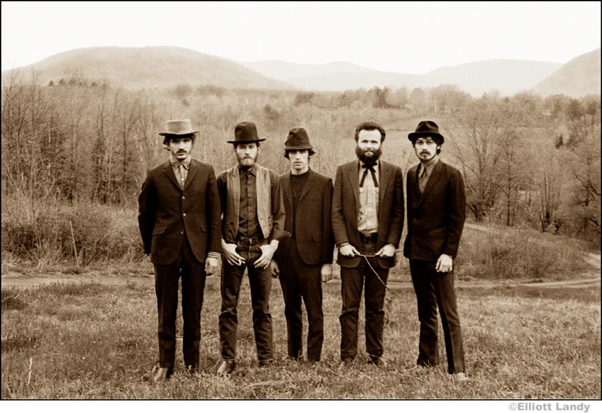 252S_BP 017#04S_©Elliot#22C.JPG