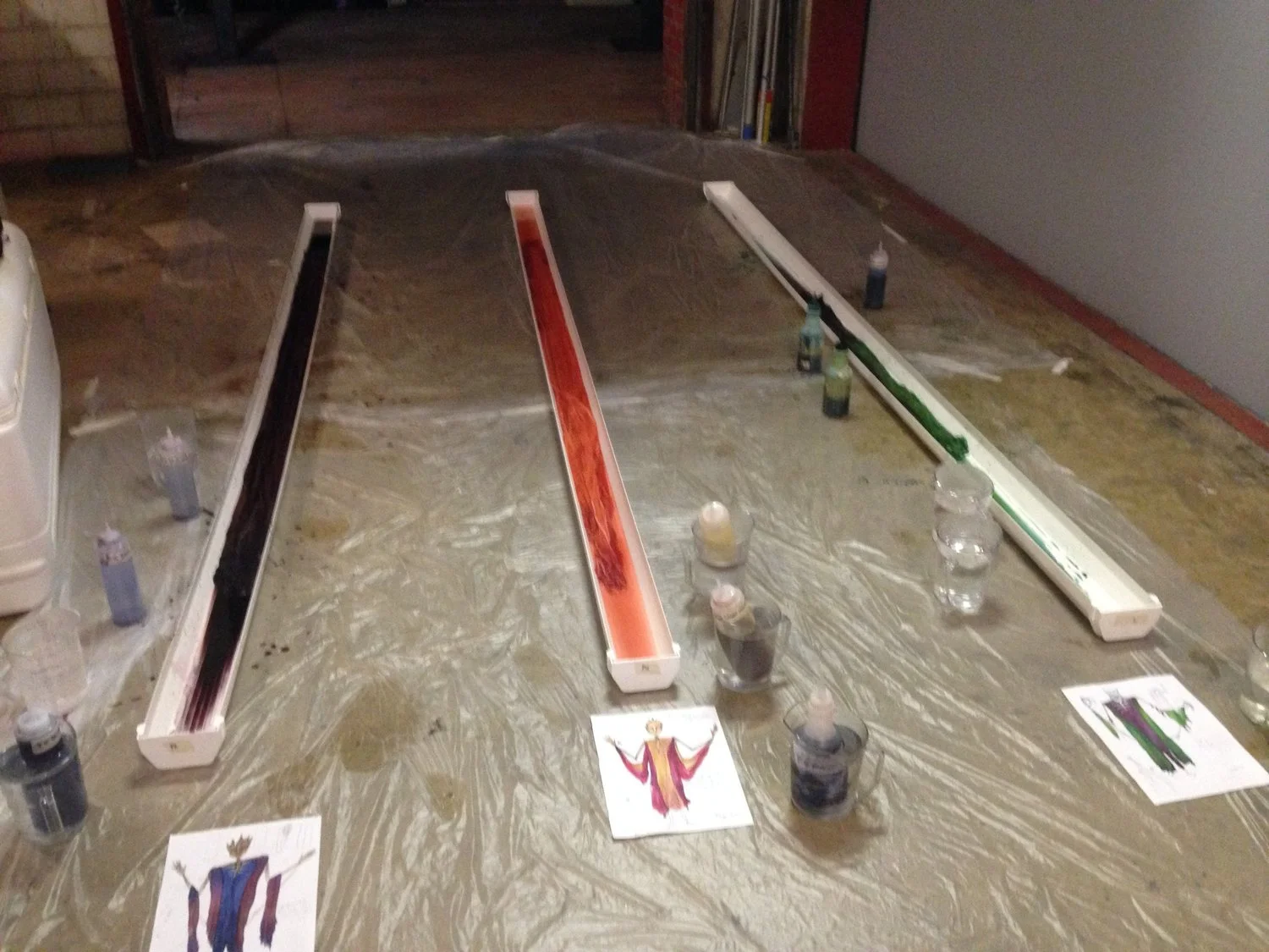  Set up the dyeing area.   