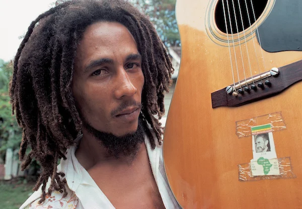 BUR7603_MarleyB_p006-7.jpg