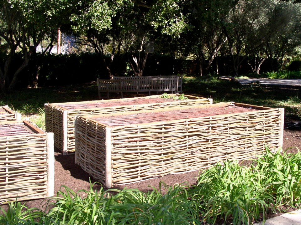 GARDEN BEDS