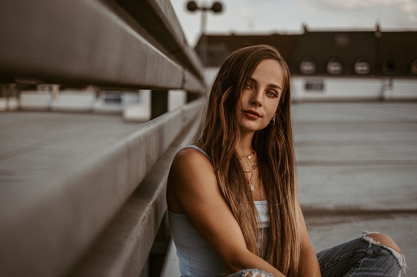 Celina 📷🍻
&bull;
&bull;
&bull;
&bull;
#justsomephotosandbeer #availablelight #photographyislife #portrait #fotograf #photoshootingday #portraitlove #instamood #portraiture #portraitmood #fotografieren #fotomodel #portraitmood #portraitfotografie  #