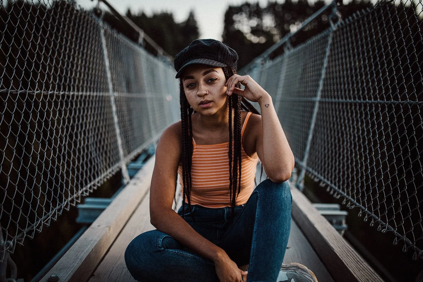 Nicole 📷🍻
#justsomephotosandbeer #SonyAlpha #SonyAlphaPortraits #SonyA7III #SonyA7IV #SigmaArt #Sigma35Art #BokehLovers #PortraitMagic #PhotographersLife #LightAndShadow #MoodyPortraits #RawPortraits #CreativeLens #KoblenzPhotographer #KoblenzPortr
