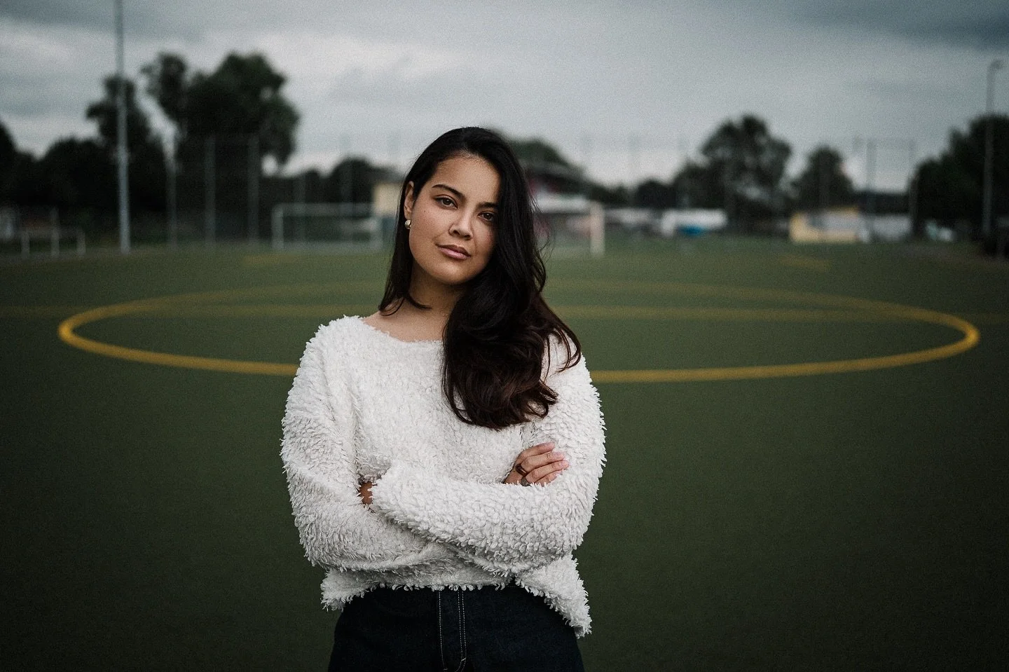 Karina 📷🍻
#justsomephotosandbeer #SonyAlpha #SonyAlphaPortraits #SonyA7III #SonyA7IV #SigmaArt #Sigma35Art #BokehLovers #PortraitMagic #PhotographersLife #LightAndShadow #MoodyPortraits #RawPortraits #CreativeLens #KoblenzPhotographer #KoblenzPortr