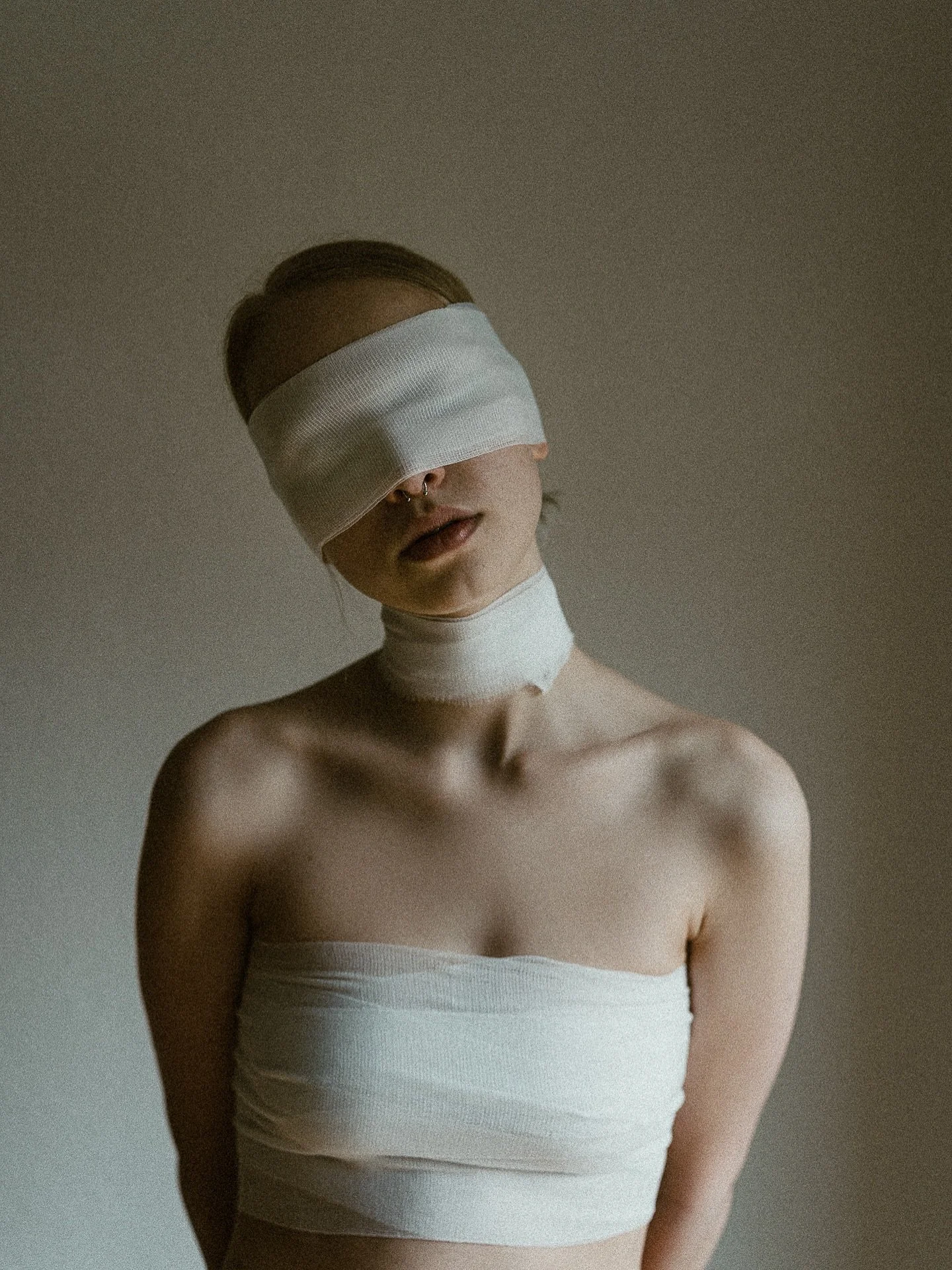 Nina 📷🍻
#justsomephotosandbeer #PortraitPhotography #AvailableLightPhotography #NaturalLightPortrait #PortraitLovers #PortraitMood #FaceOfTheDay #AuthenticPortraits #MoodyPortraits #CreativePortraits #PortraitVision #PortraitVibes #InstaPortrait #K