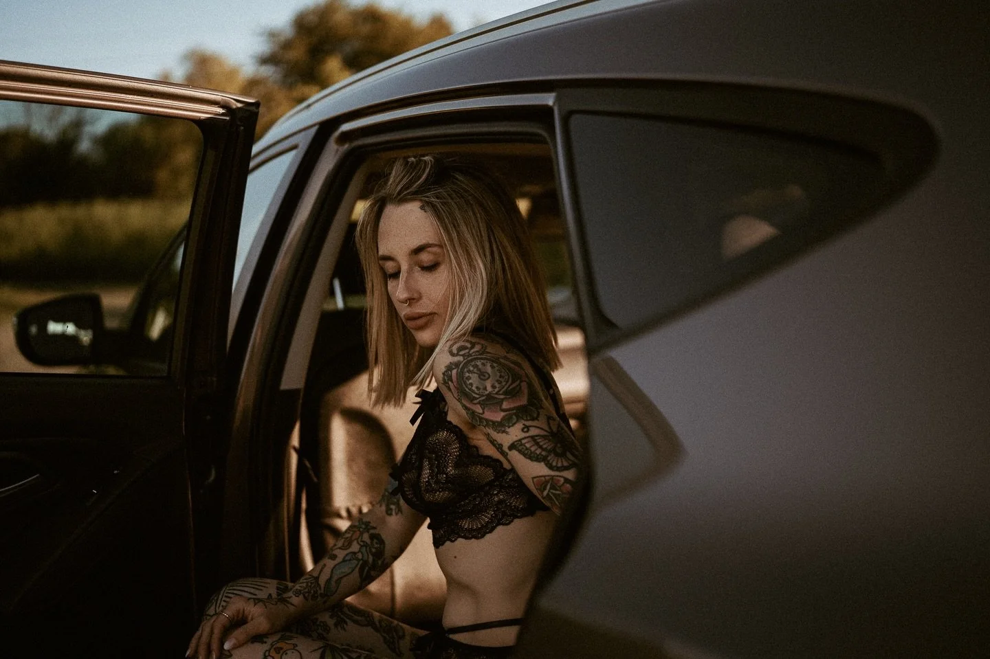 Justine 📷🍻
#justsomephotosandbeer #PortraitPhotography #AvailableLightPhotography #NaturalLightPortrait #PortraitLovers PortraitMood FaceOfTheDay AuthenticPortraits MoodyPortraits CreativePortraits PortraitVision PortraitVibes InstaPortrait Koblenz