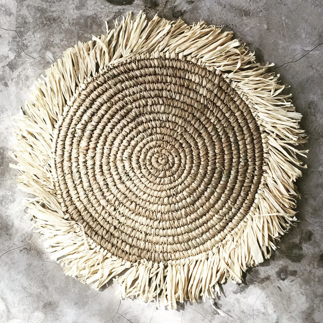 PRAYA | IVORY Hand-weaved seagrass and recycled plastic Size : Diam. Inside 30 cm with edge 11 cm IDR 7,500/per piece Qty Available: 120 pcs