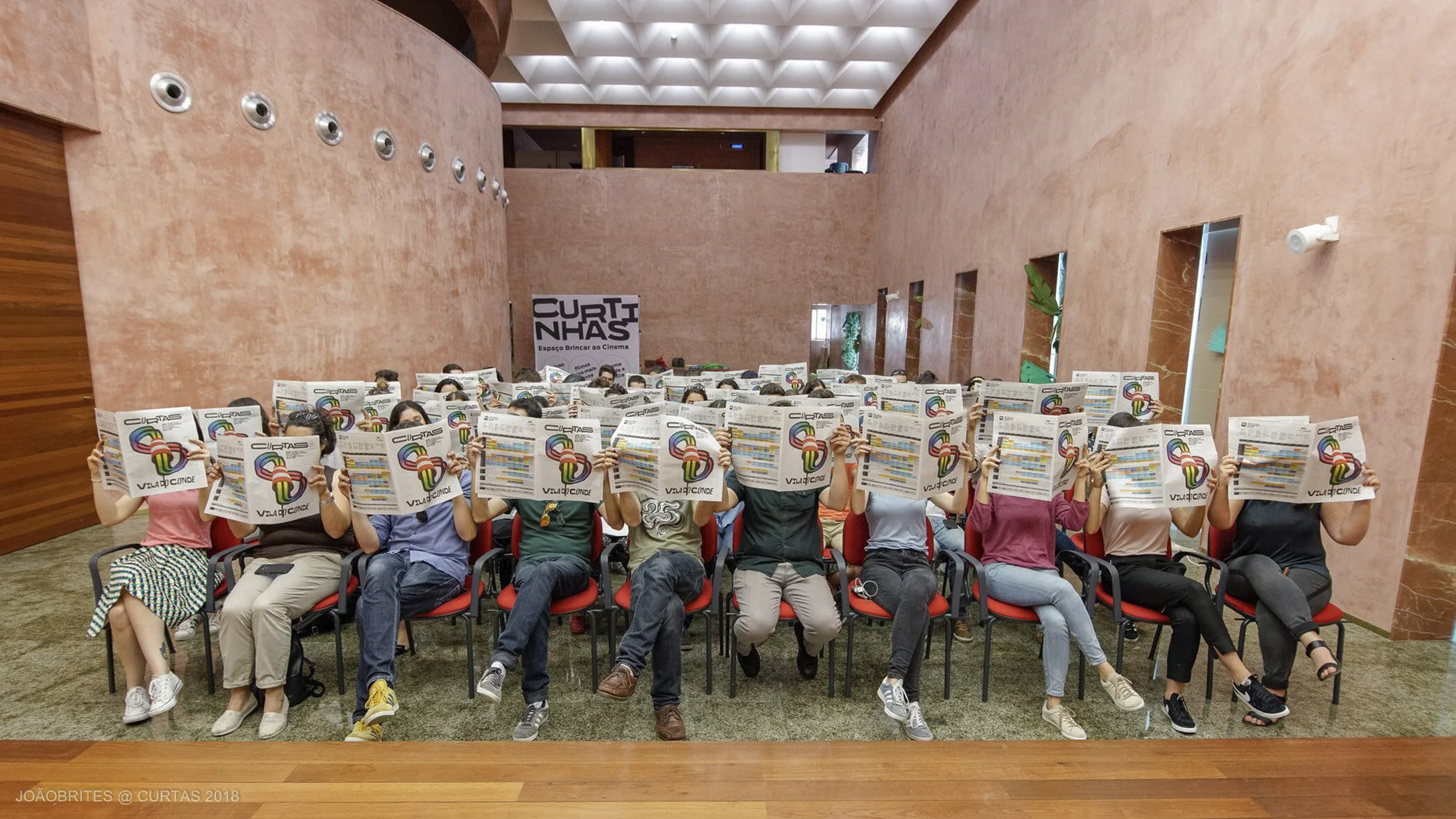 Curtas-2018_poster_Squarespacer-2.jpg