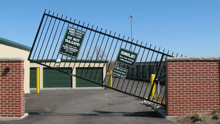 Pivot+Gate+pic (1).jpg