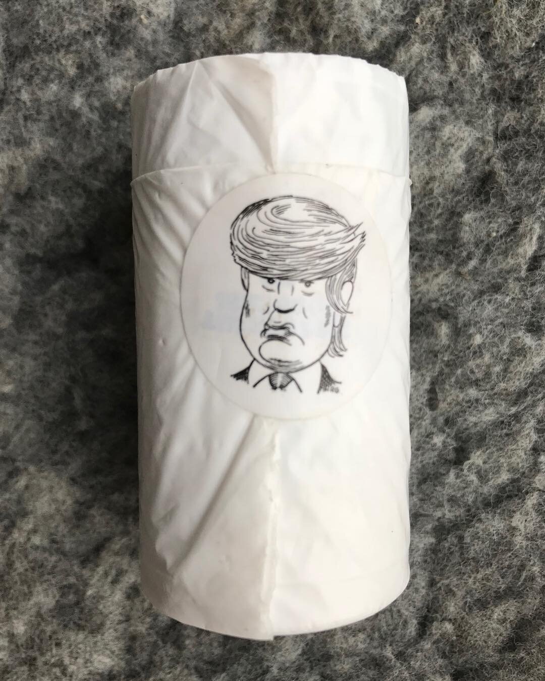 Donald Trump poo bags, courtesy of my friend in New York @miriam8late #donaldtrump #poobags #christmaspresents