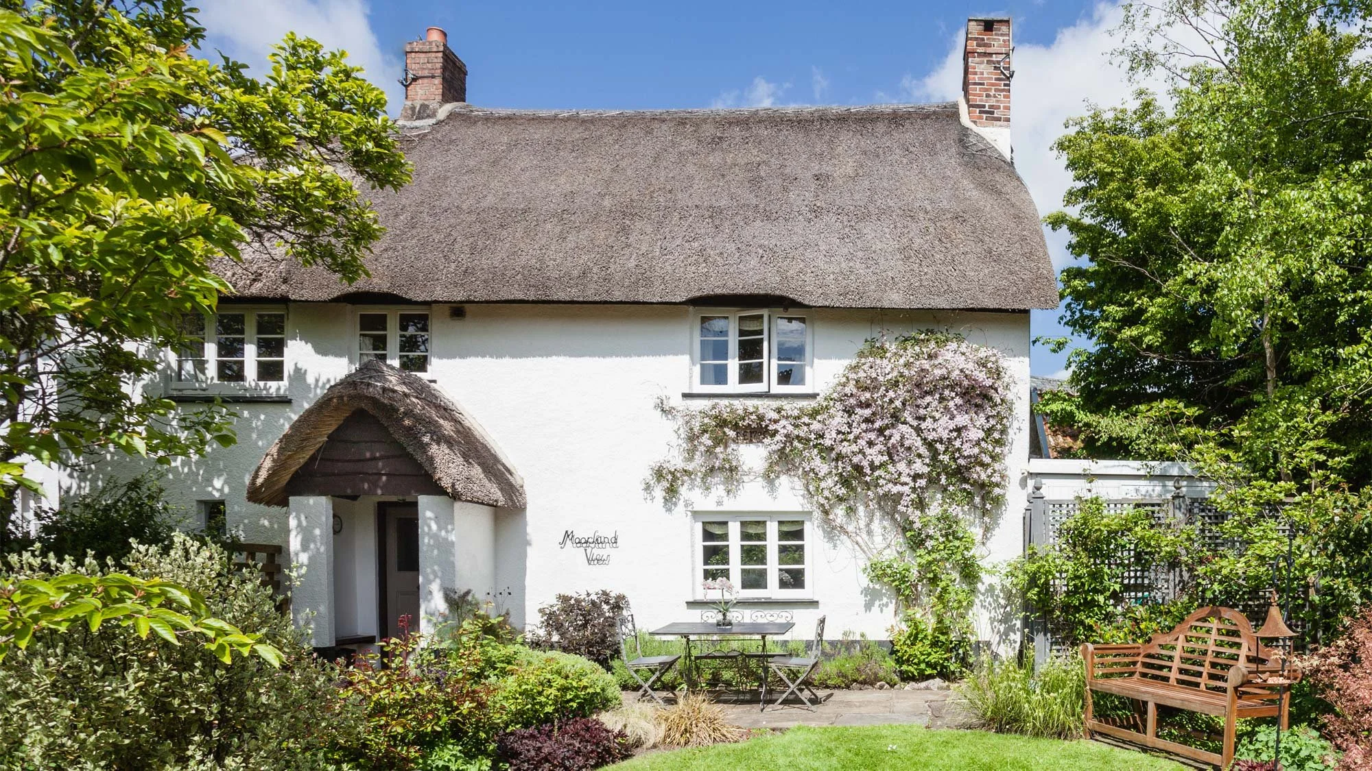 Is a Cottage or a Hotel Better for a Romantic Break in Devon?