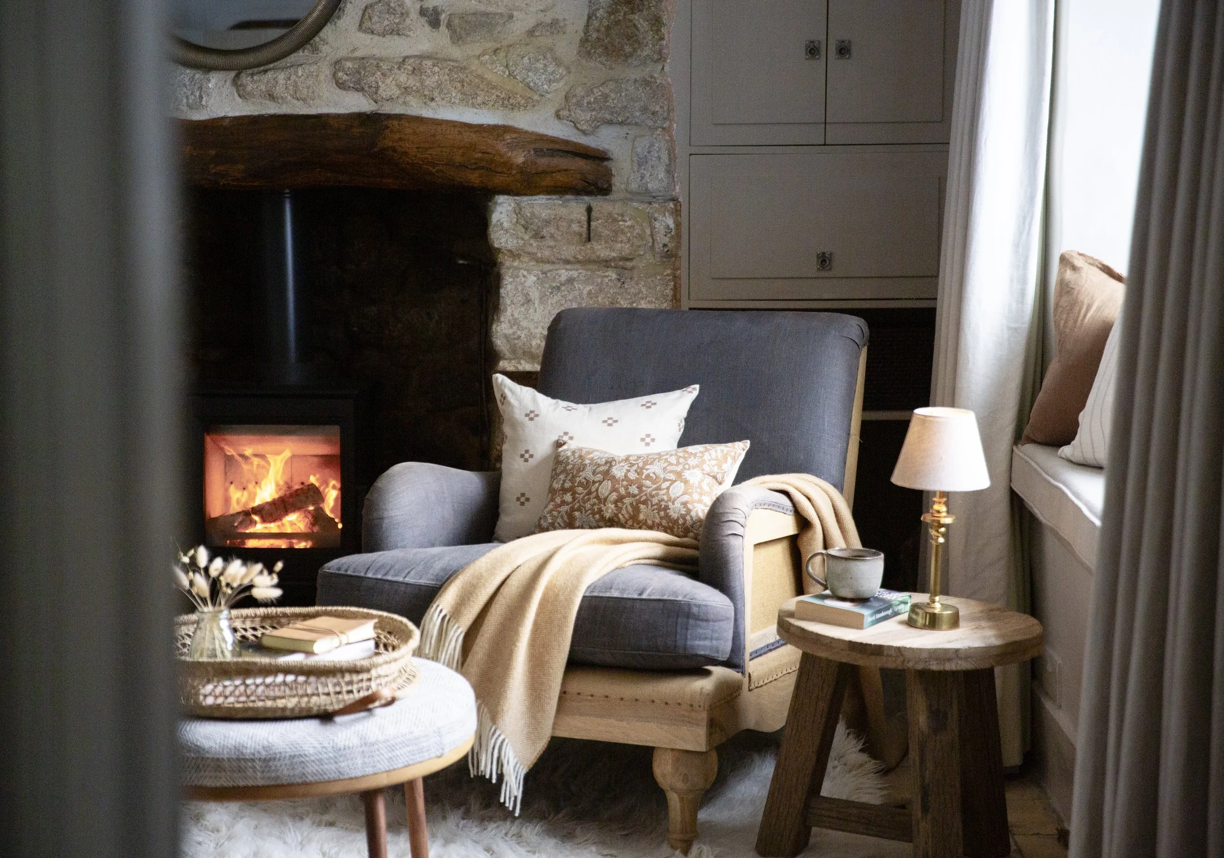 living room 4-1114.jpg