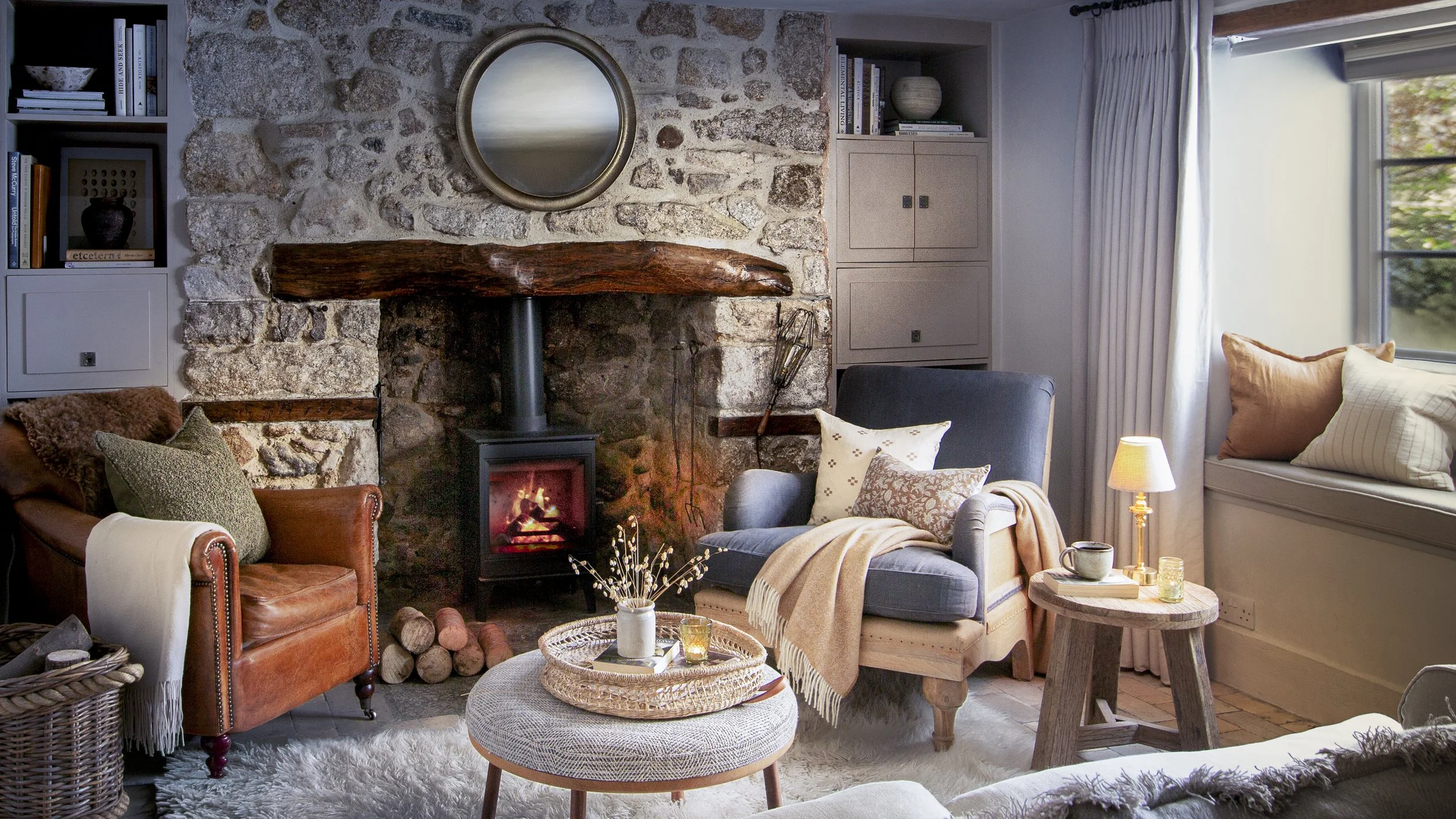 living room 23-1030-Edit-Edit.jpg