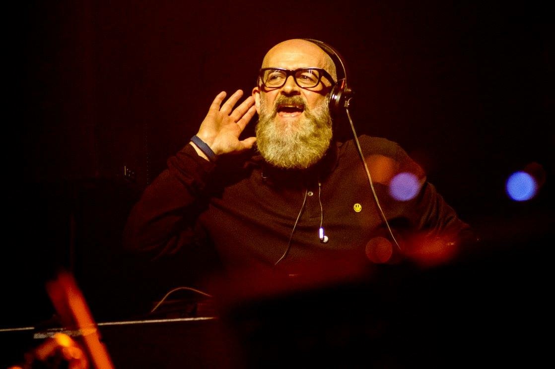 JUNE GIGS IN SCARBOROUGH, ISLE OF WIGHT, KENT, GLOUCESTERSHIRE, CHELMSFORD, HARROGATE, PLYMOUTH