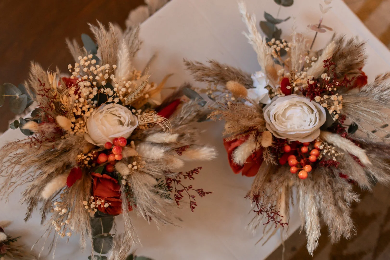 autumn-corsages-wedding.jpg