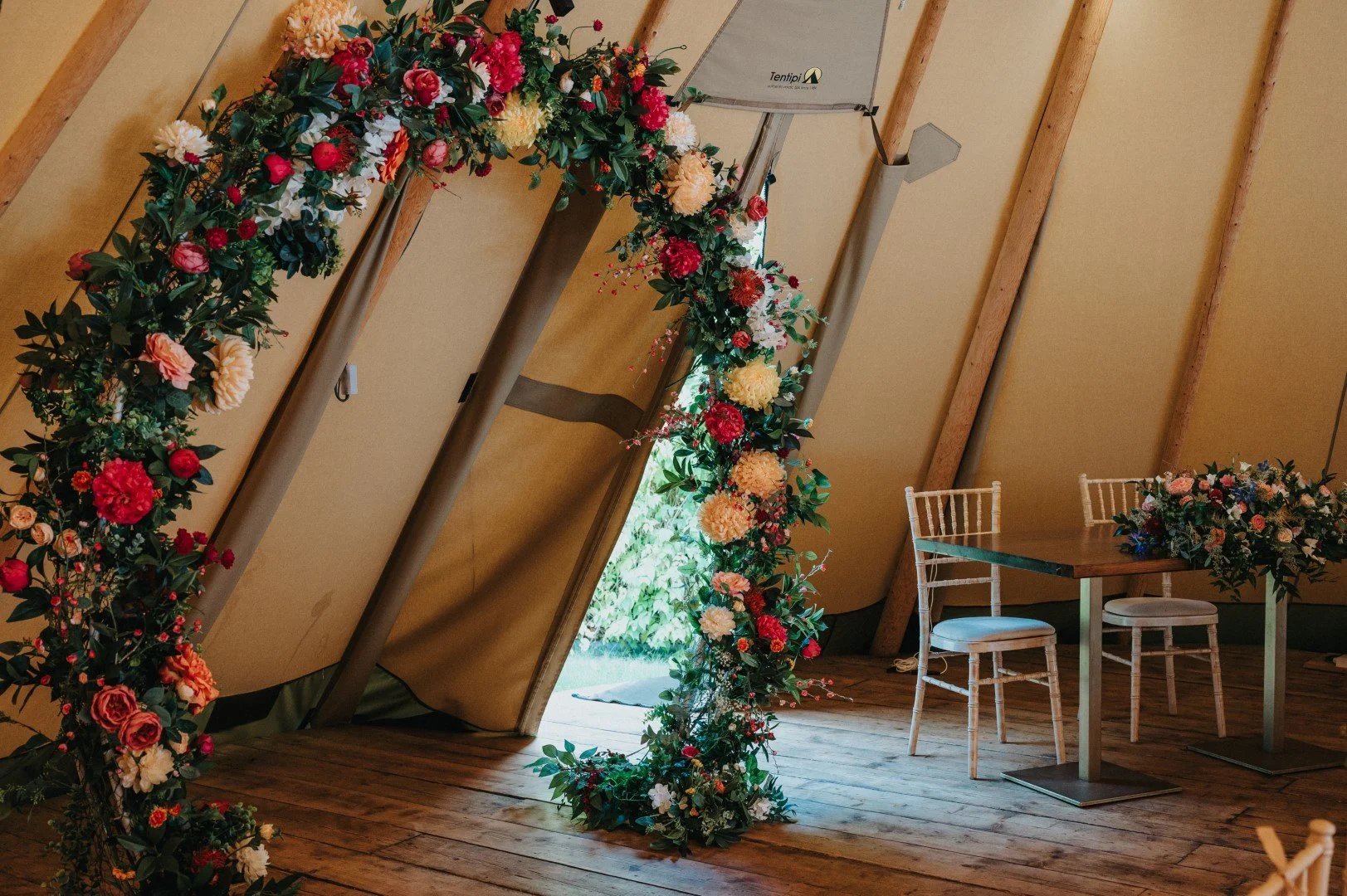 tipi-arch-floral.jpg