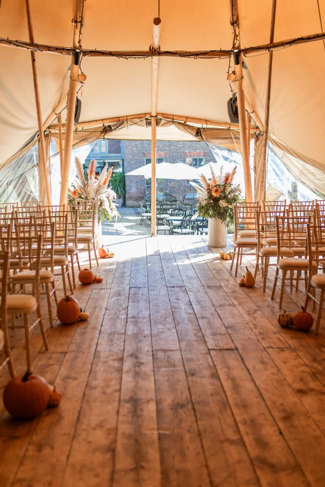 tipi-wedding-autumn (2).jpg