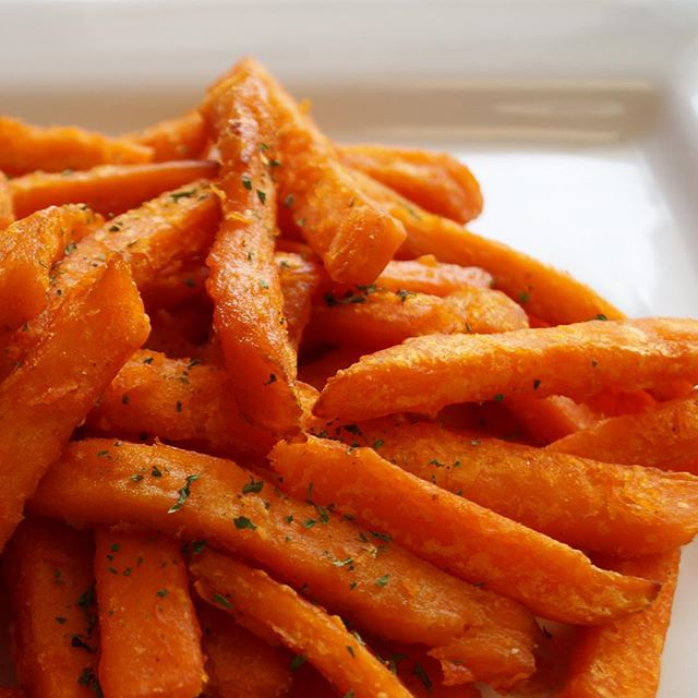 Happy 🍟-Day! Sweet Potato Fries anyone? #tgif #fries #sweetpotatofries #sweetpotato