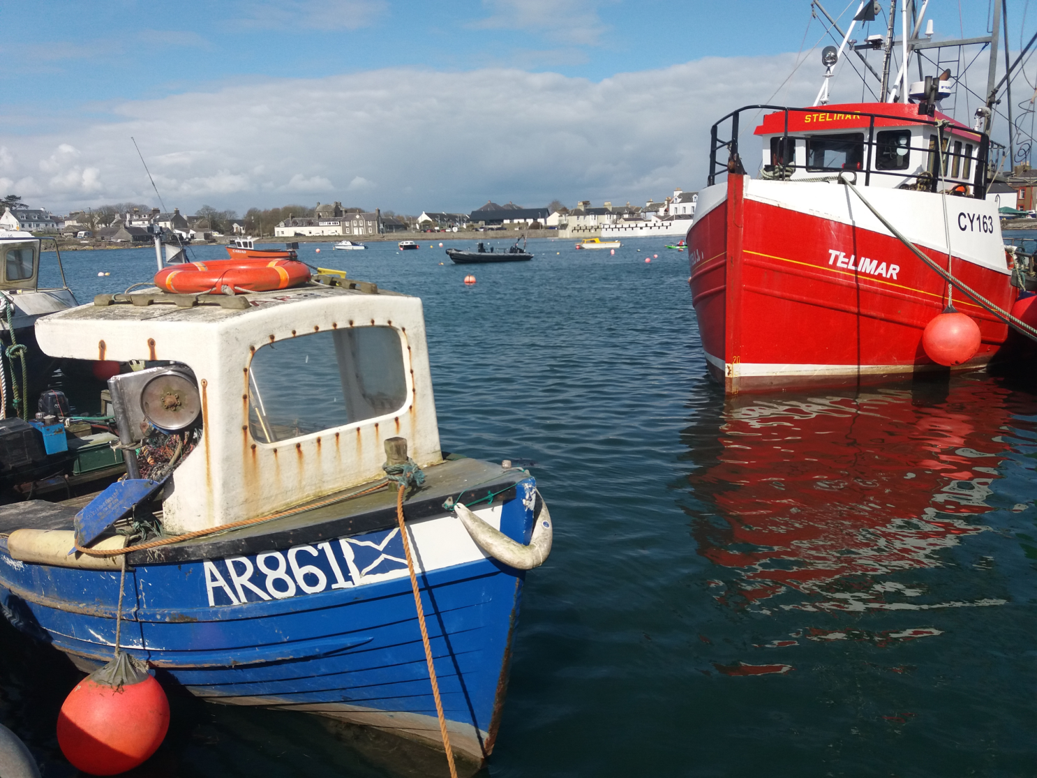 FACEBOOK BOATS.png