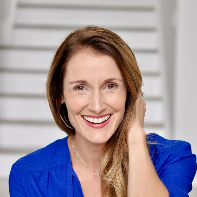 Hi, I'm Beth! I love beauty, travel, my family - basically living my best life. Join me as I share the best BITS and pieces from my life to yours.