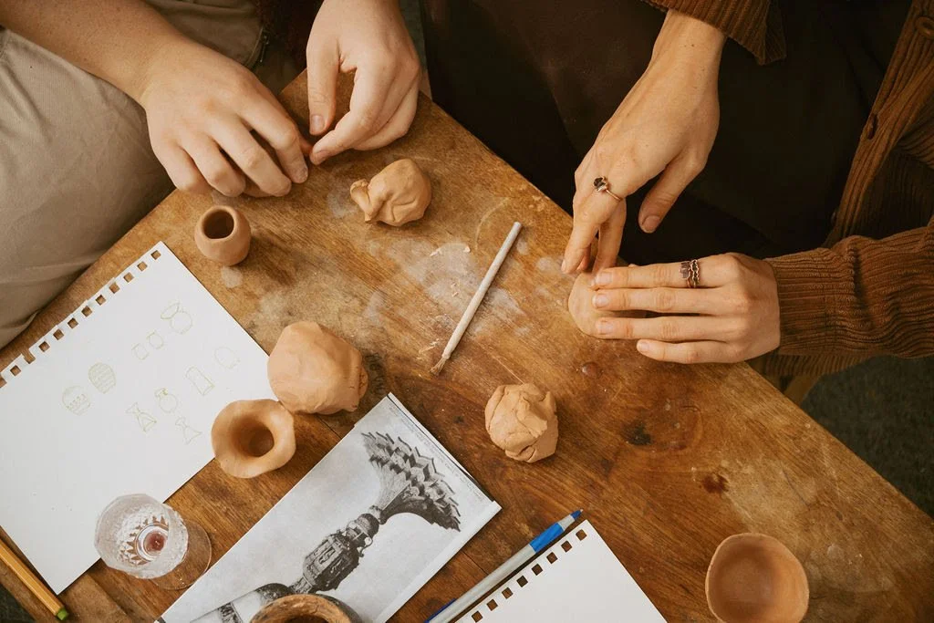 Fremantle artists working on a craft