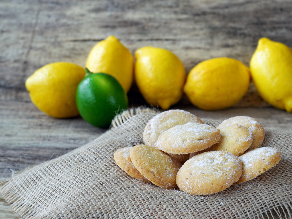 Lemon biscuits.jpg