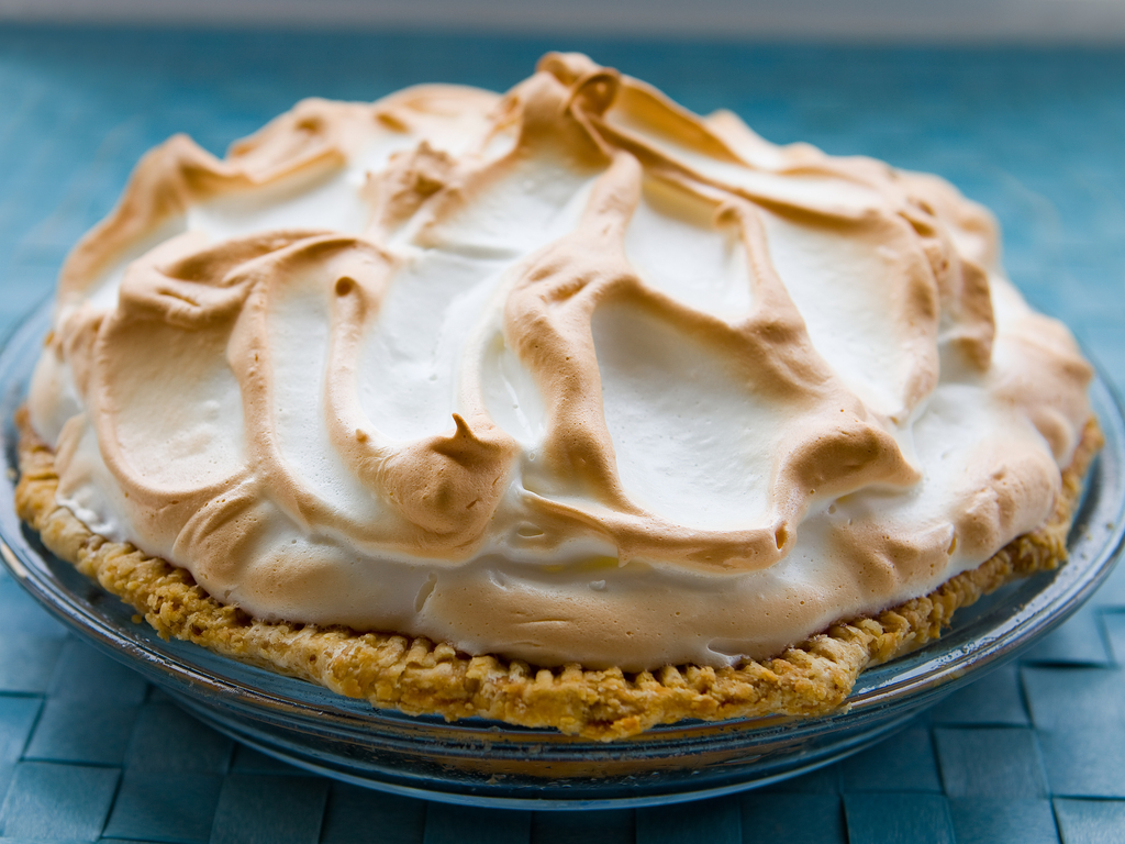 Lemon meringue pie.jpg