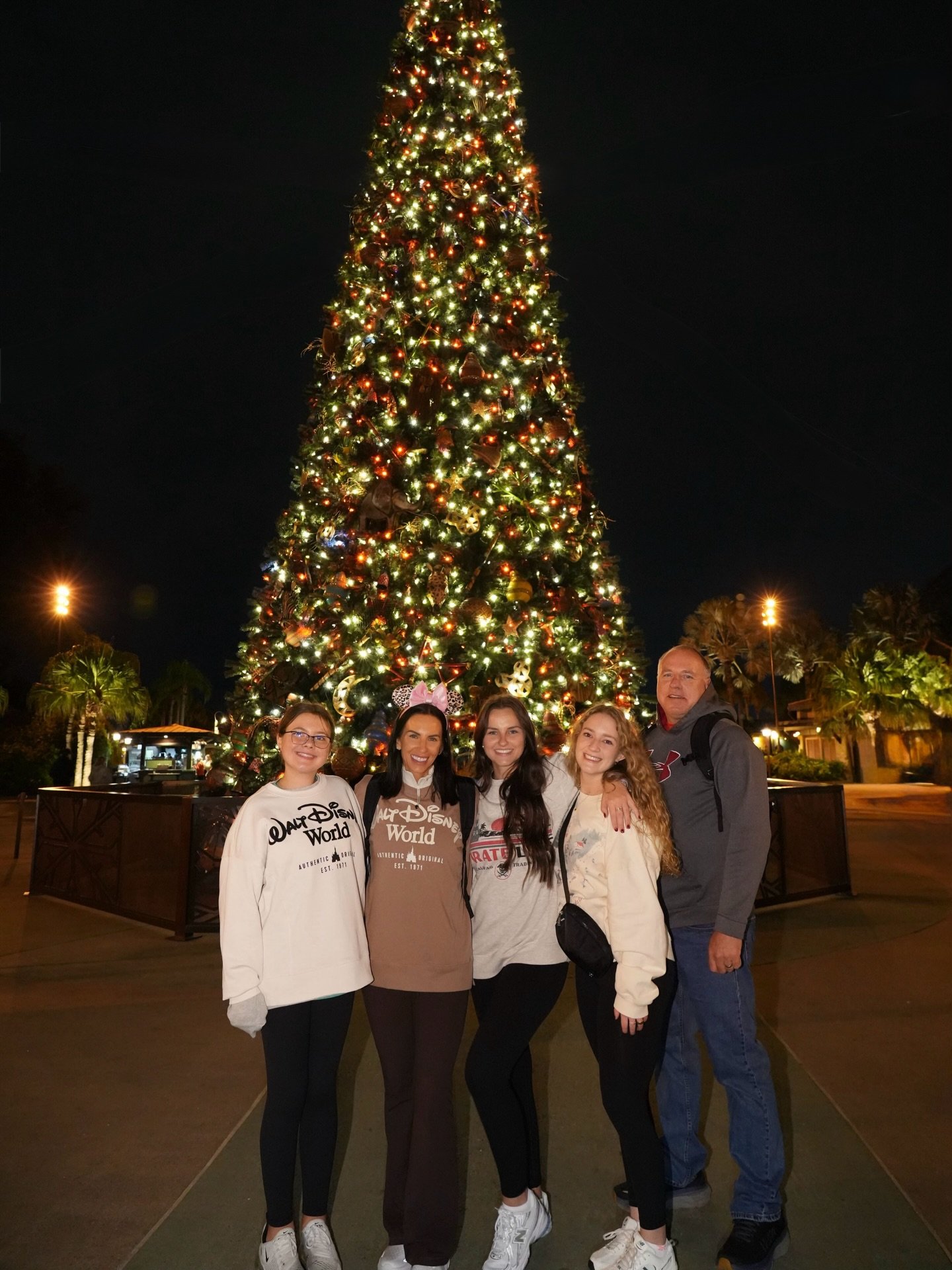 Finished 2025 the same way we started it &mdash; TOGETHER, at &ldquo;the most magical place on Earth.&rdquo; ✨ Grateful for a year full of memories, growth, and countless blessings.

Stepping into 2026 with full hearts and so much to look forward to.