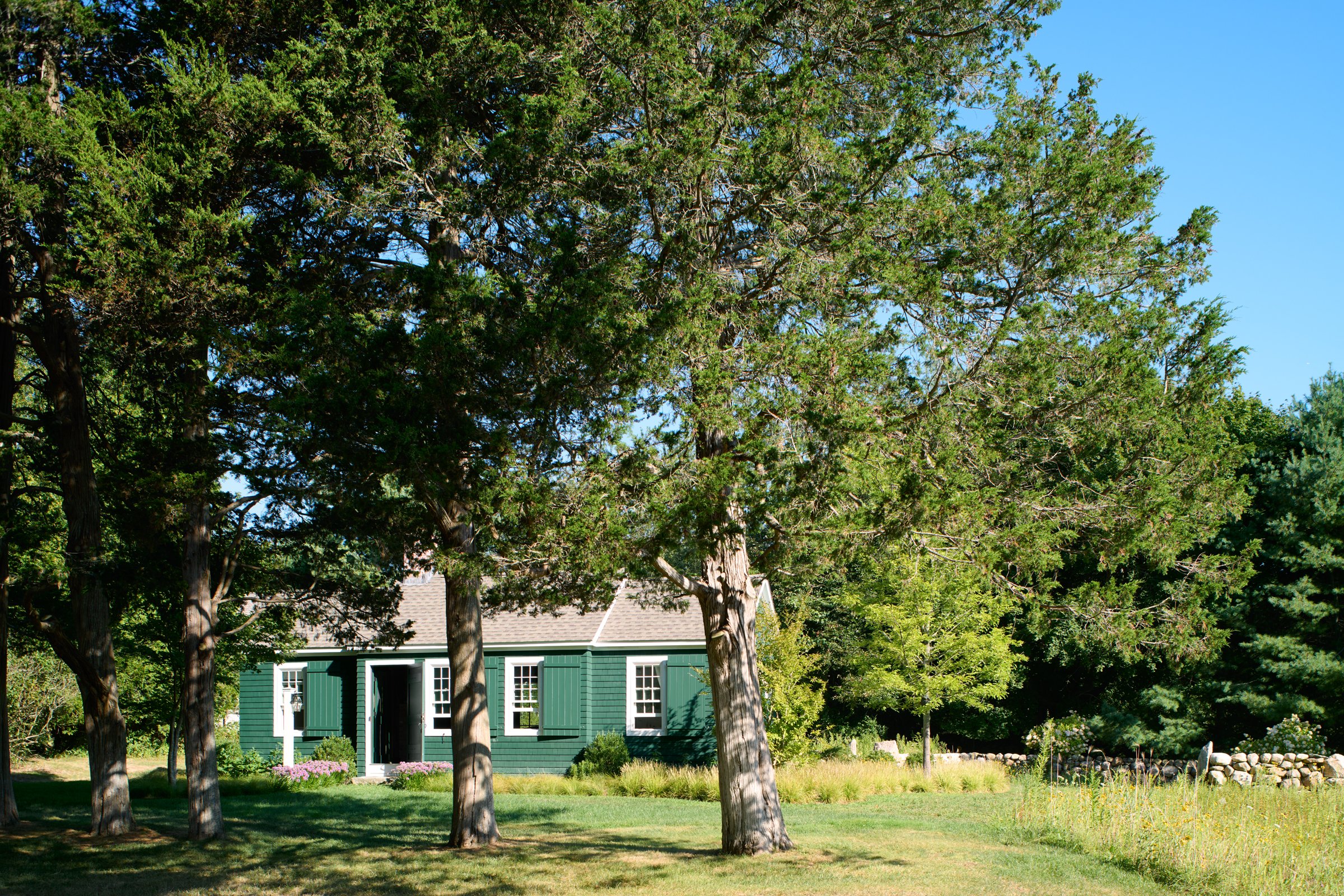 Old Black Point, CT cottage designed by C. Kramer Interiors