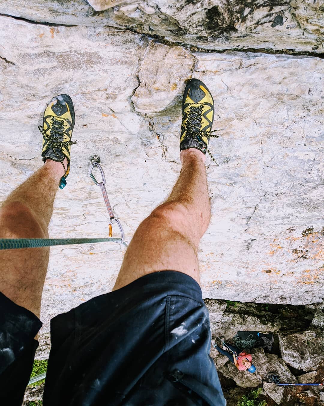 Spent some time projecting routes in Kamouraska this weekend with the lovely @castano.juli
Couldn't ask for better weather, or better company ! 🌞

@deltaphysio_climb

#climbing_photos_of_instagram #climbinginspiration #climber #climbing
#adventure #