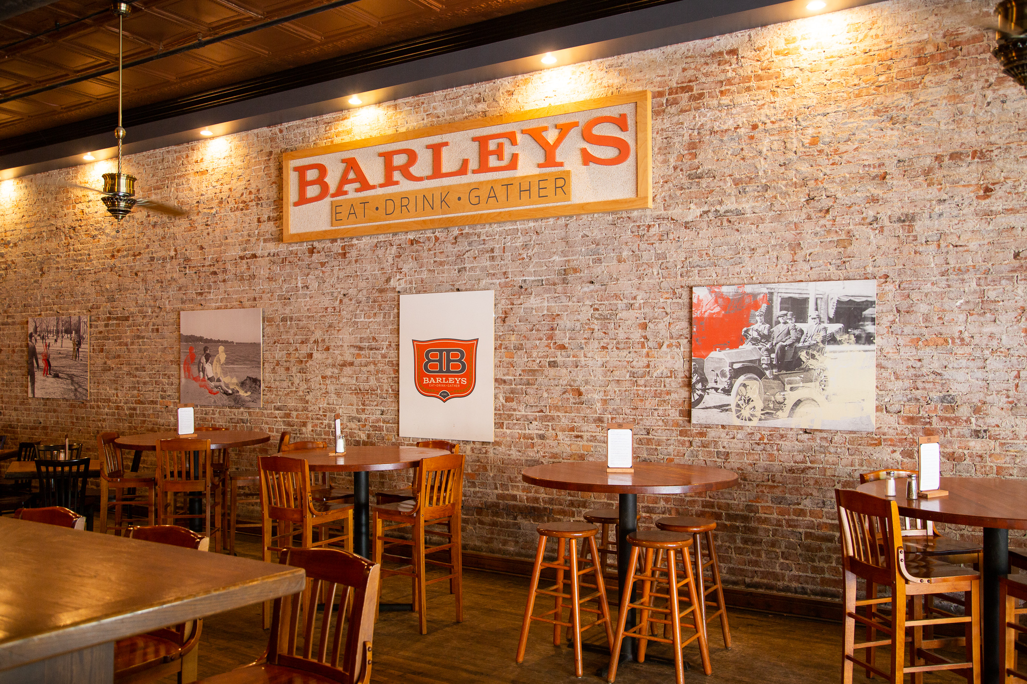 Barley's Bar