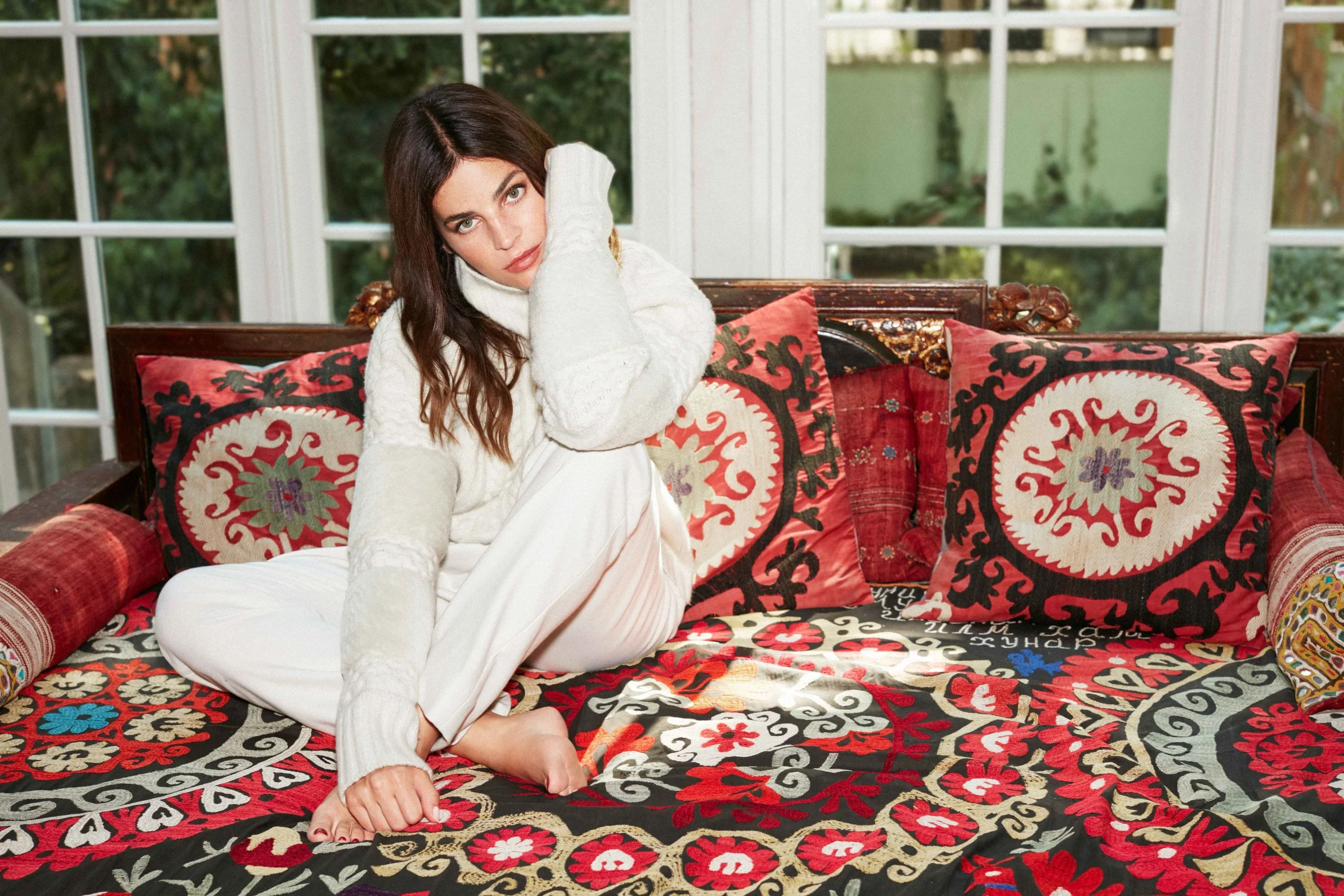Julia Restoin Roitfeld x Hola! USA