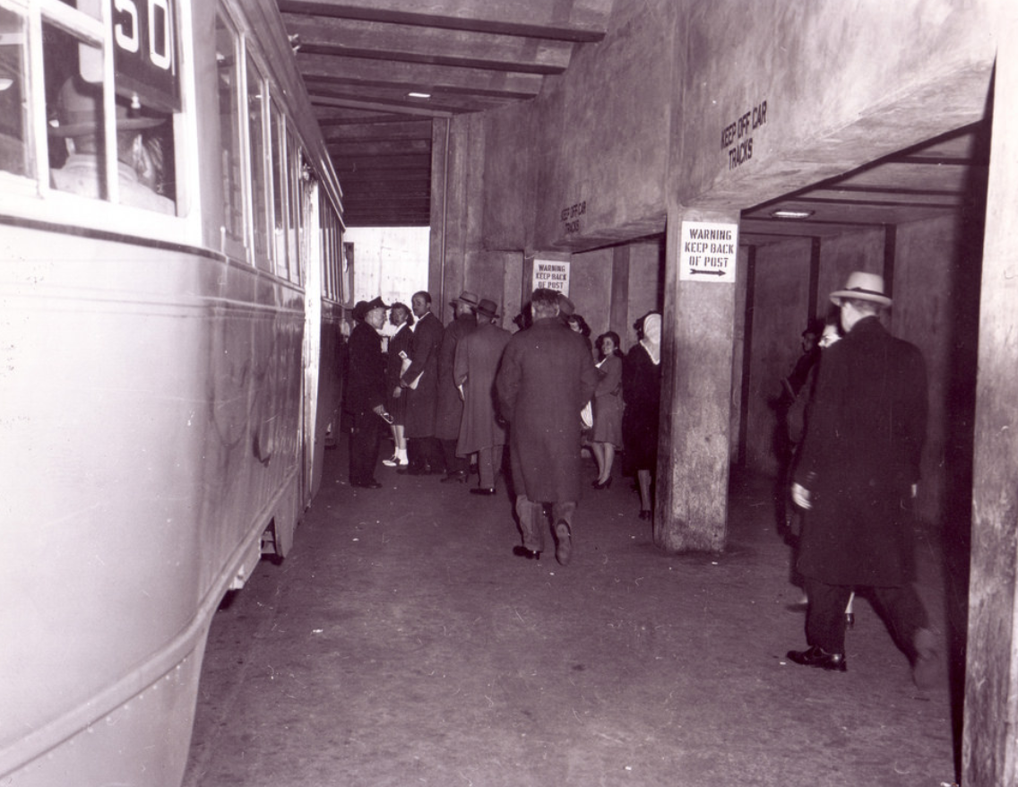 Passengers boarding the streetcar in the winter of 1945. Photo: District Department of Transportation /Public Domain