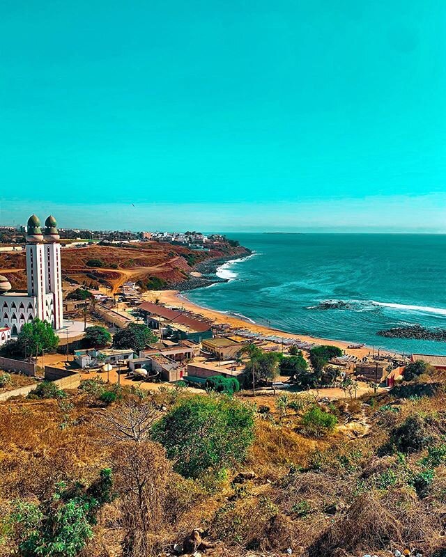 Coastal view ,Dakar,Sénegal
By the 📸@thelensofnovakane 
Disponible en print sur Dakar et New-York , passez vos commandes chez @banadlf sur Dakar 
#dakar #africa #senegal #tourism #travel #photo #photography #nationalgeographic #natgeo #blogger #afr