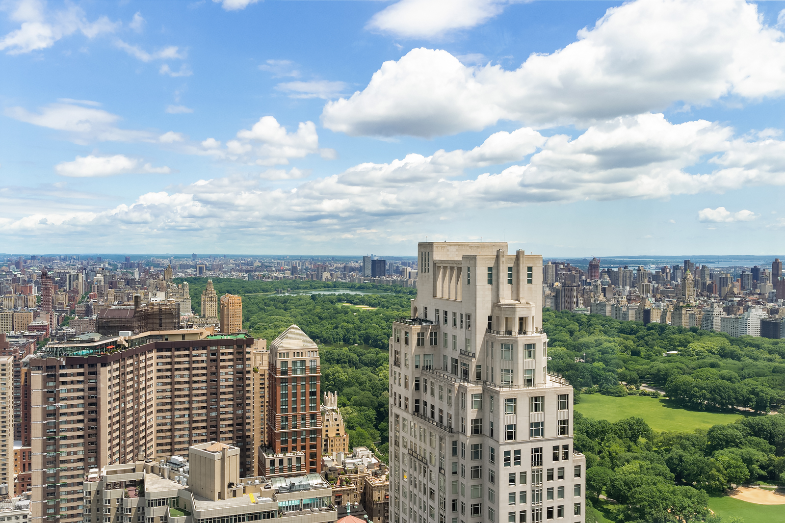 18_06_06_80_Columbus_Circle_MEDIUM_RES_0011.jpg