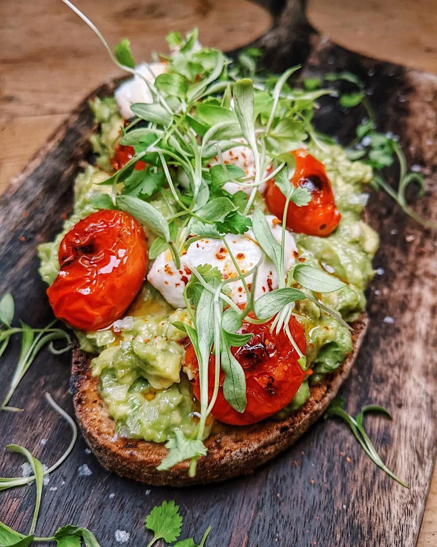 Innocent Yesterday is one of the latest new restaurants to open on the UES. The casual, plant-based cafe, offers baked goods, cafe-fare, &amp; ice cream. Innocent yesterday is located at 252 East 77th Street (between 2nd &amp; 3rd Avenue). Want to le