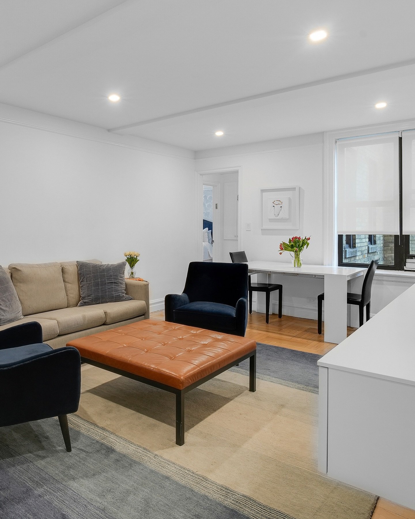 Sold &amp; closed! 👏🏼 This beautifully renovated, light-filled home blends classic prewar charm with modern updates&mdash;featuring beamed ceilings, oversized south-facing windows, and timeless character throughout. ✨

107 West 86th Street, Unit 16