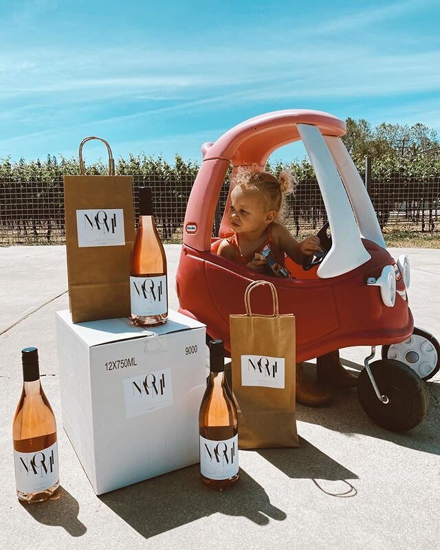 Packing up for tomorrow&rsquo;s deliveries💗🍷#drinknaomiwines #naomiros&eacute;