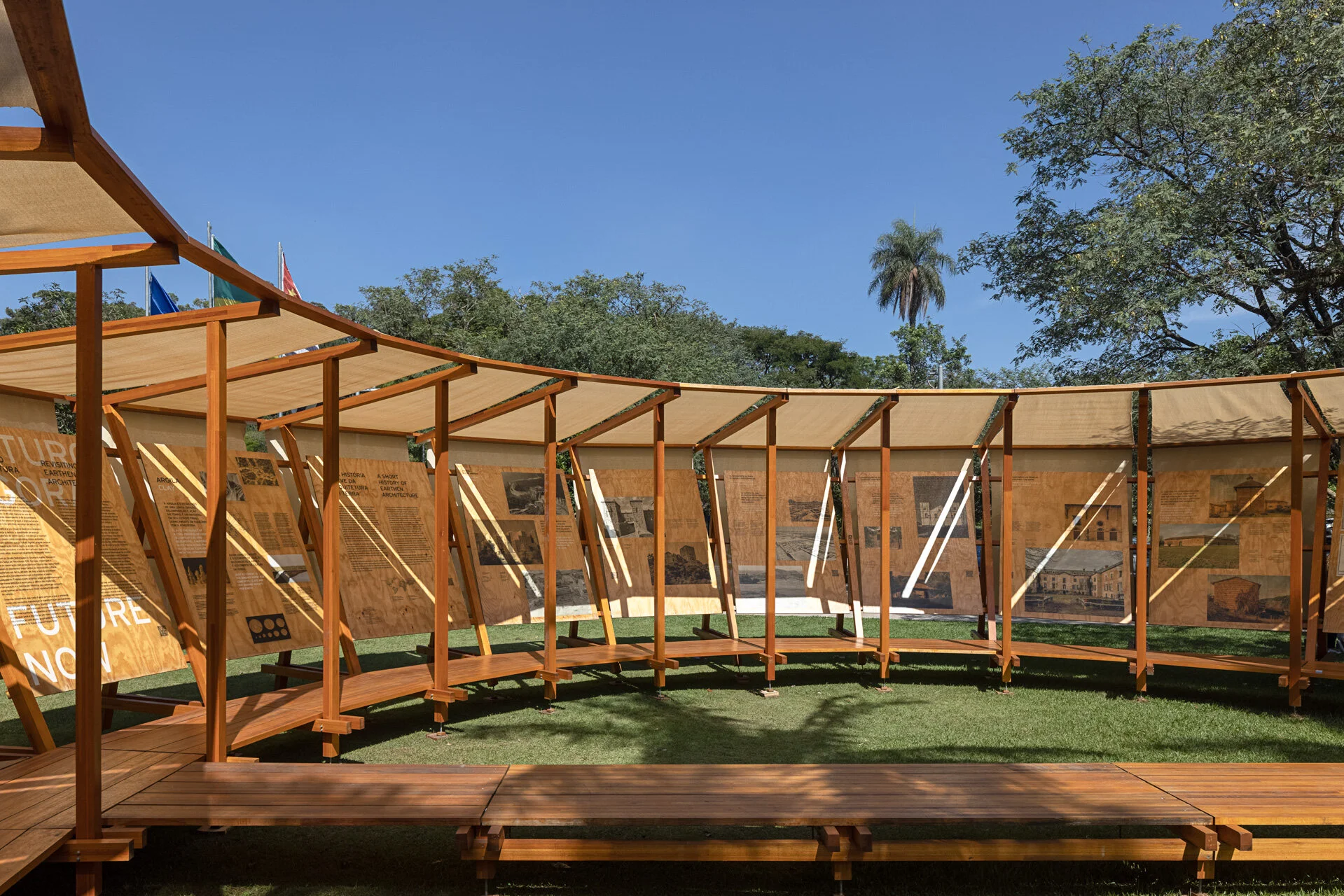 After a season at the Faculty of Architecture and Urbanism of the University of S&atilde;o Paulo (FAUUSP @fauusp ), the Future Now Pavilion has been set up and exhibited for the third time. It has now arrived at the Institute of #Architecture and Urb