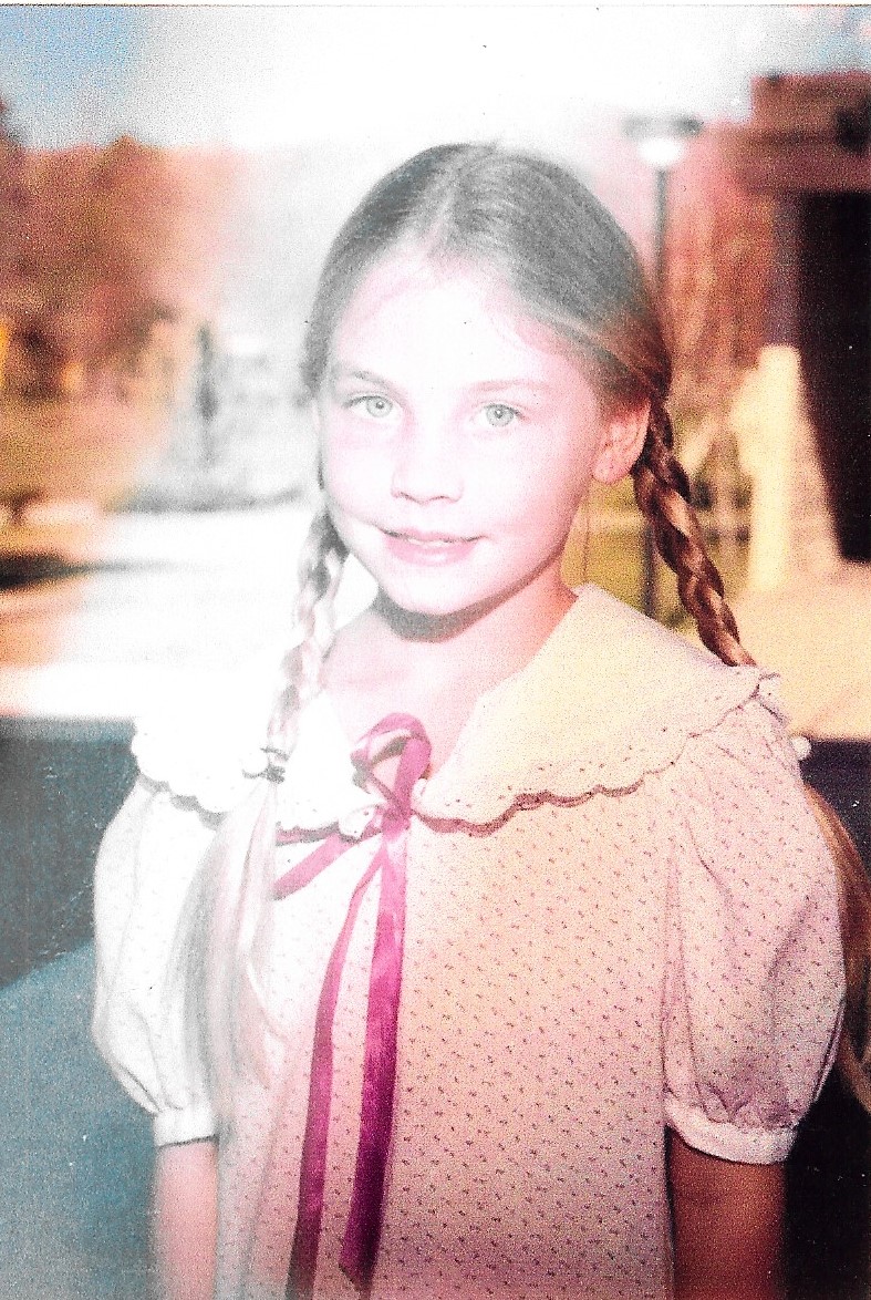 Alicia Rhodes.jpg