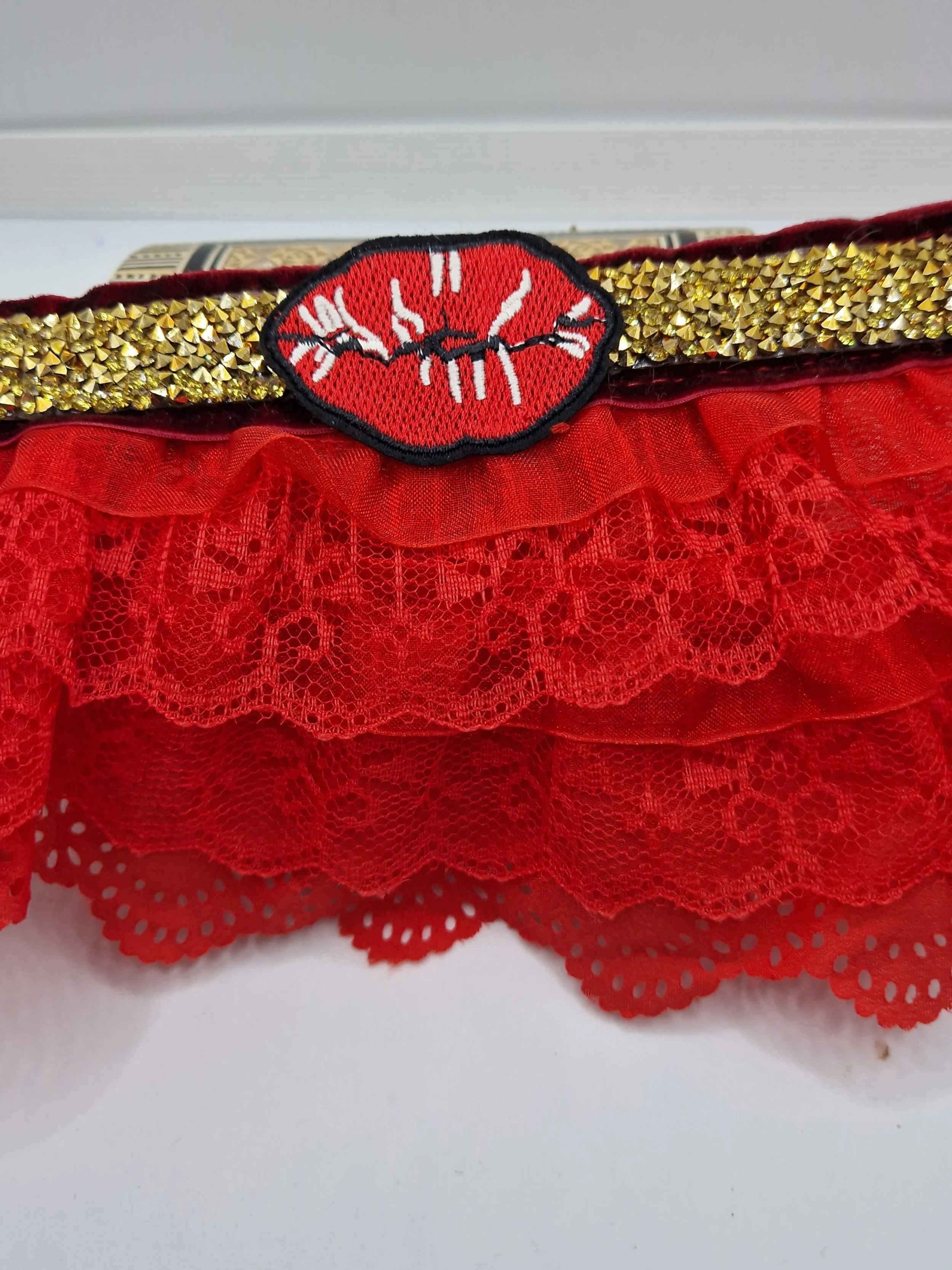 Red Lace & Gold Glamour Dog Collar Frill