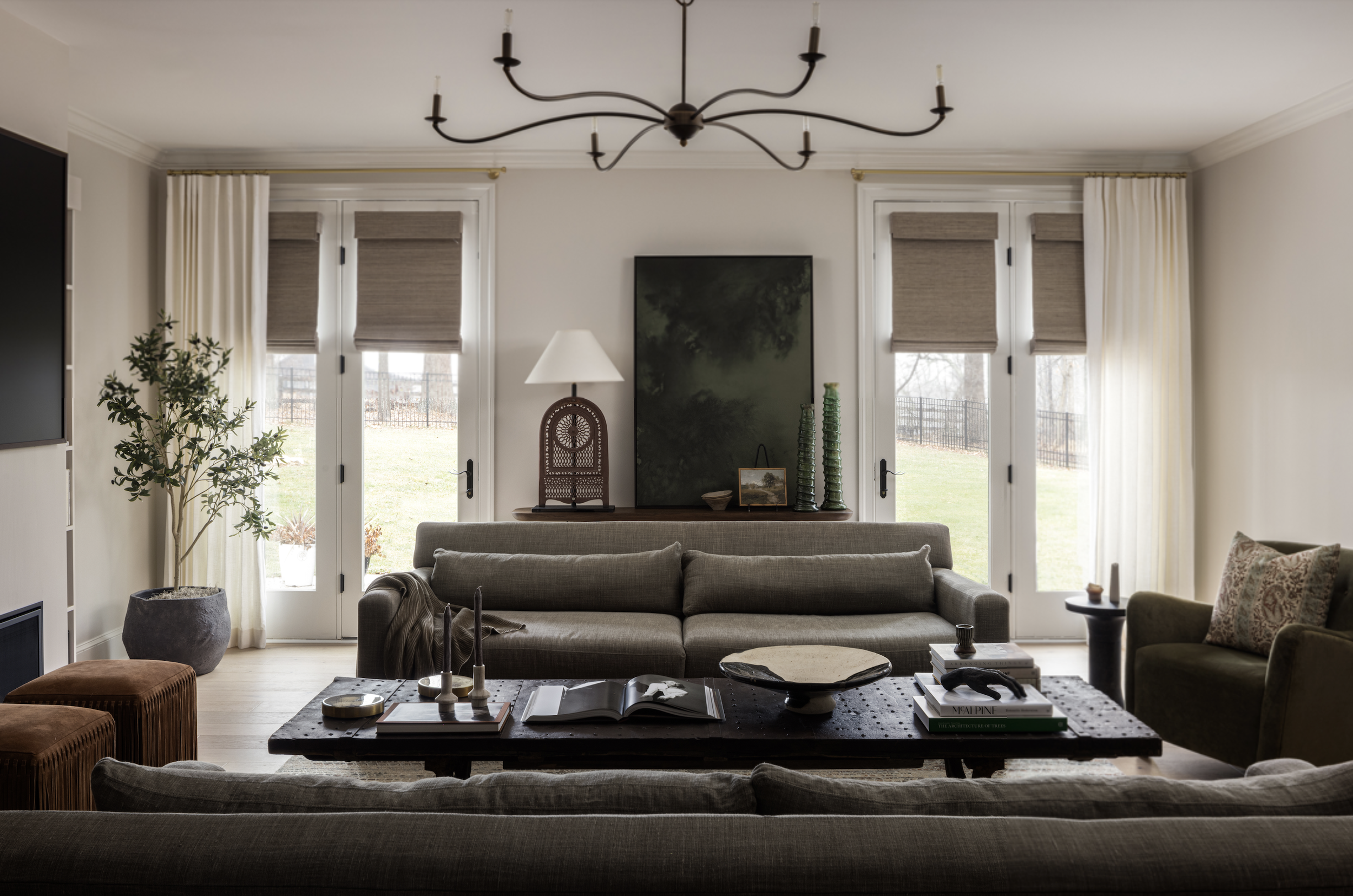 Living Room_pan shot.png
