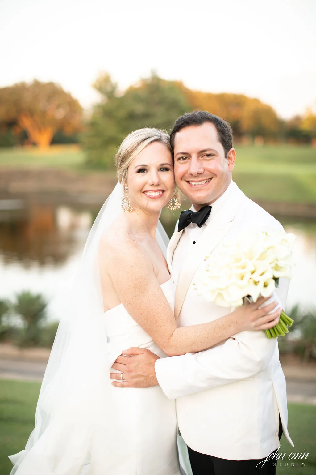 Dallas Country Club Wedding - Timeless Dallas Wedding - Wedding Planner in Dallas - Allday Events - Portraits - 103.JPG