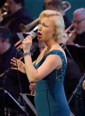 BWW Review: Michael Feinstein’s SING ME A SWING SONG Breezes, Bounces and Bows at Jazz at Lincoln Center