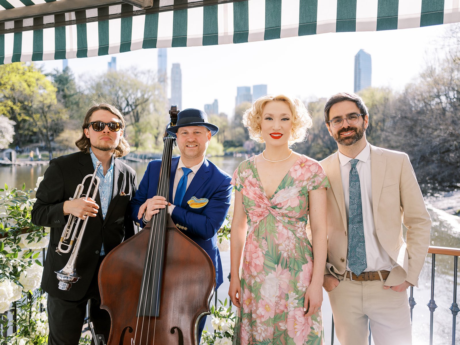 Spring Wedding in New York at the Central Park Boathouse