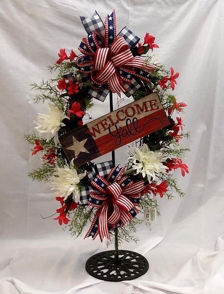 Patriotic wreath oval.jpg